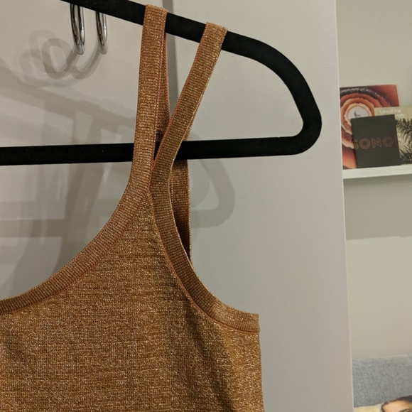 Club Monaco tank size small - Picture 3 of 3